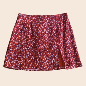 Aritzia Sunday Best Red Tatiana Skirt High-waisted floral mini skirt Size 10
